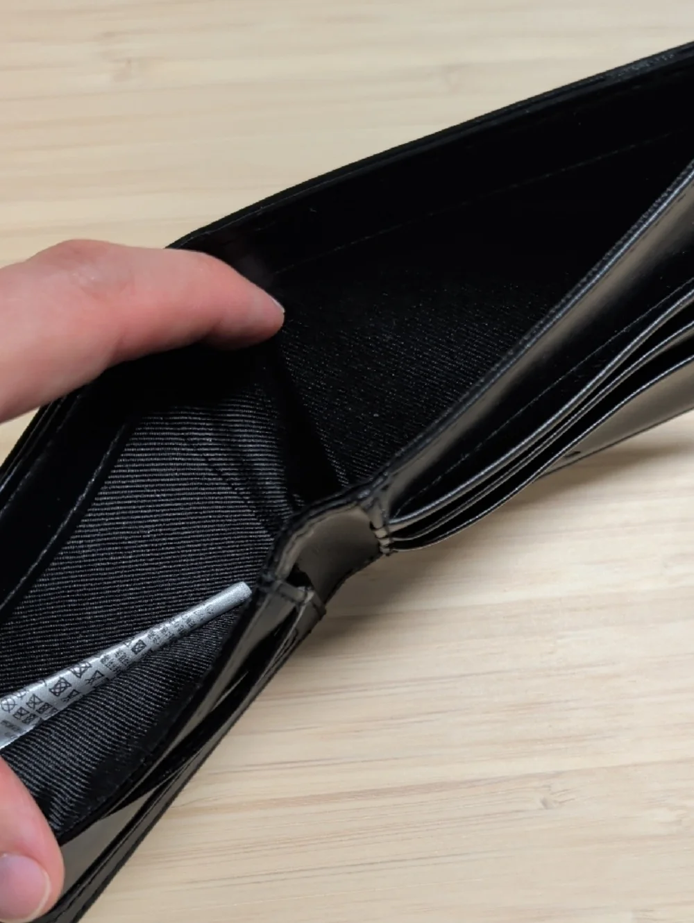 Hurley Black Leather Bi-Fold Card & Key Wallet